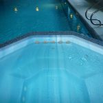 Hot tub and swimming pool spa